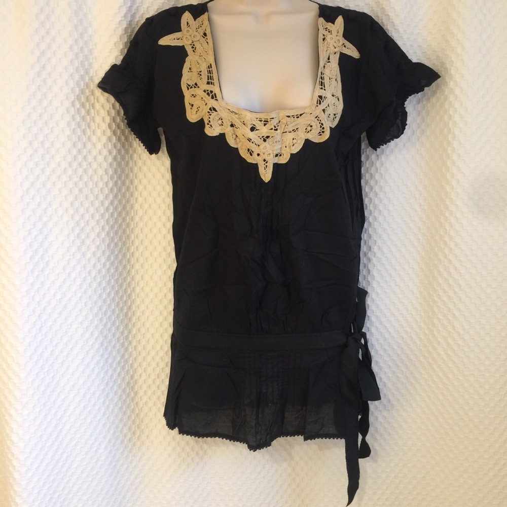 Juicy couture black top size small. #338